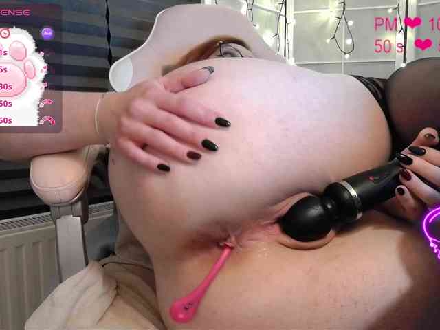 NicoleBunny24 webcam