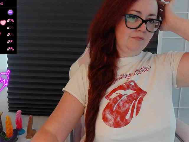 NicoleBunny24 webcam