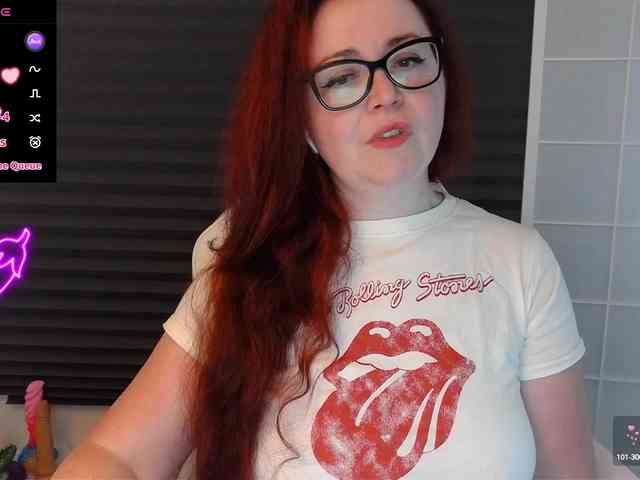 NicoleBunny24 webcam