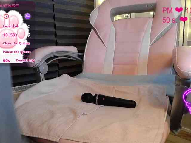 NicoleBunny24 webcam