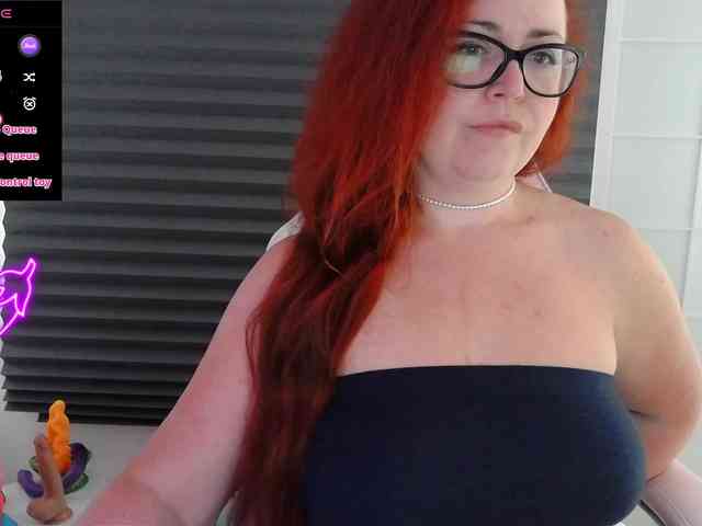 NicoleBunny24 webcam