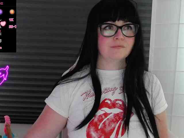 NicoleBunny24 webcam