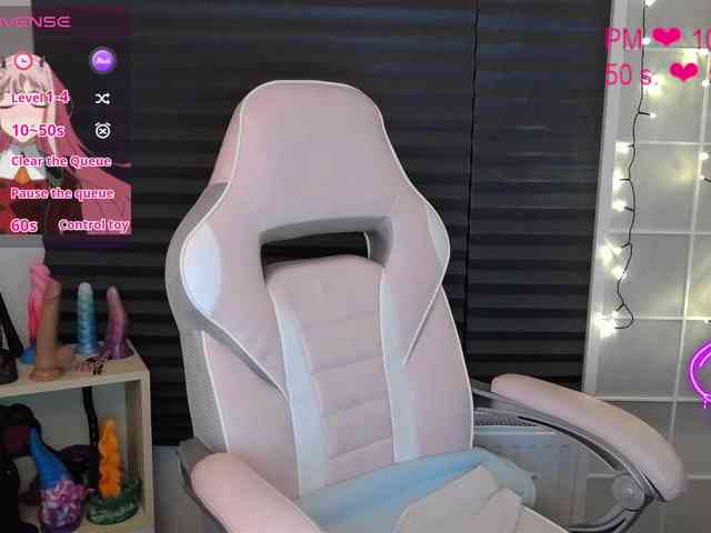 NicoleBunny24 webcam