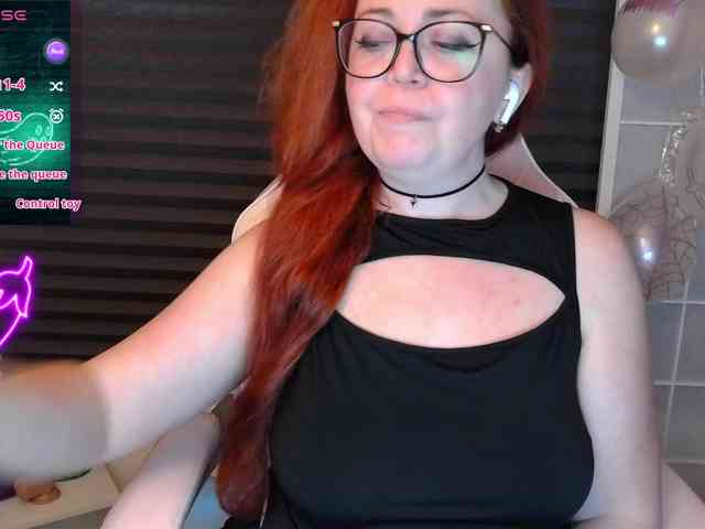 NicoleBunny24 webcam
