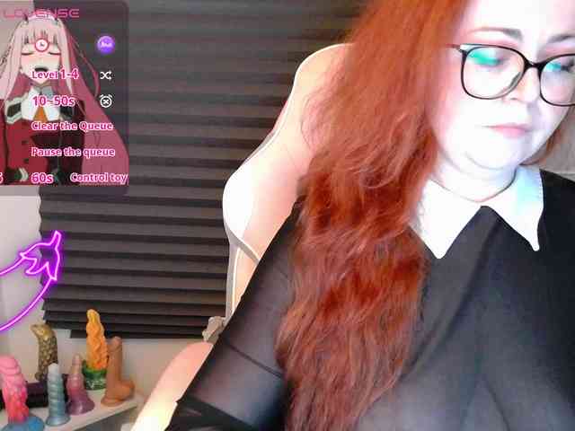 NicoleBunny24 webcam