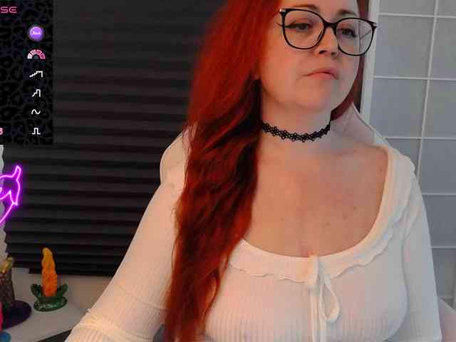 NicoleBunny24 webcam