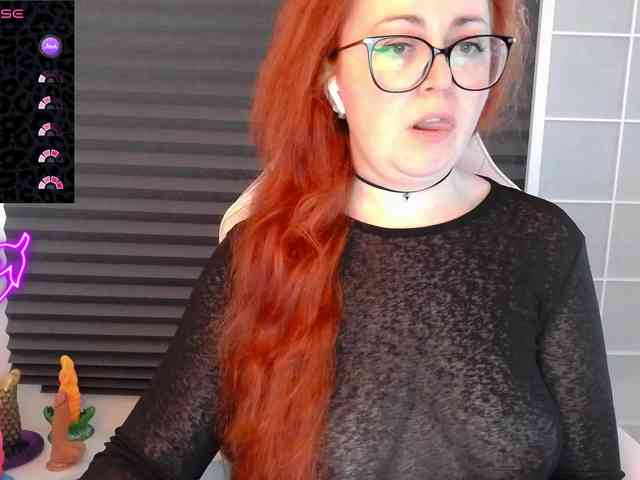 NicoleBunny24 webcam