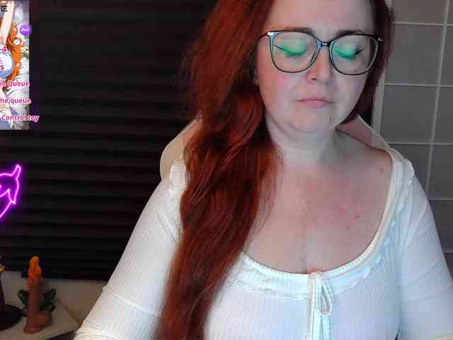 NicoleBunny24 webcam
