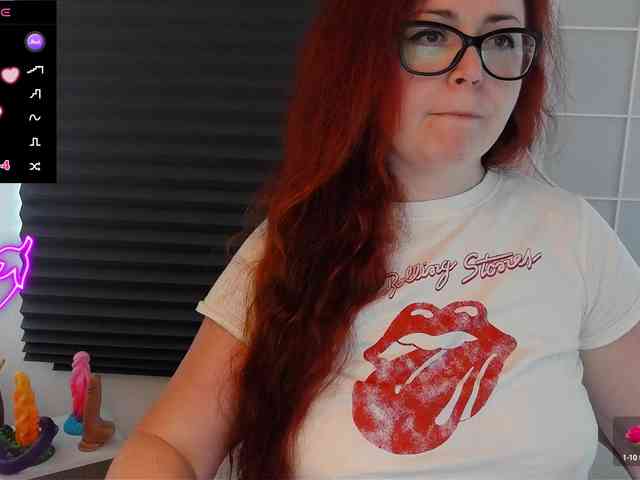 NicoleBunny24 webcam