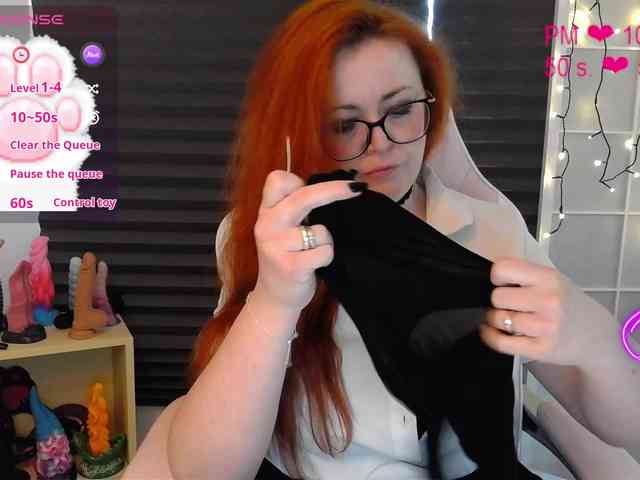 NicoleBunny24 webcam