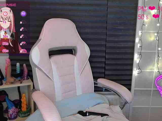 NicoleBunny24 webcam