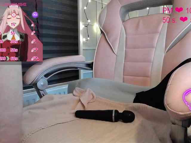 NicoleBunny24 webcam