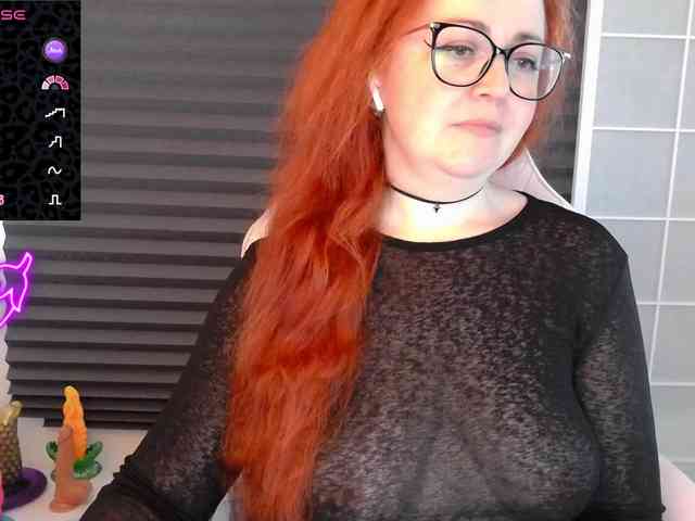 NicoleBunny24 webcam