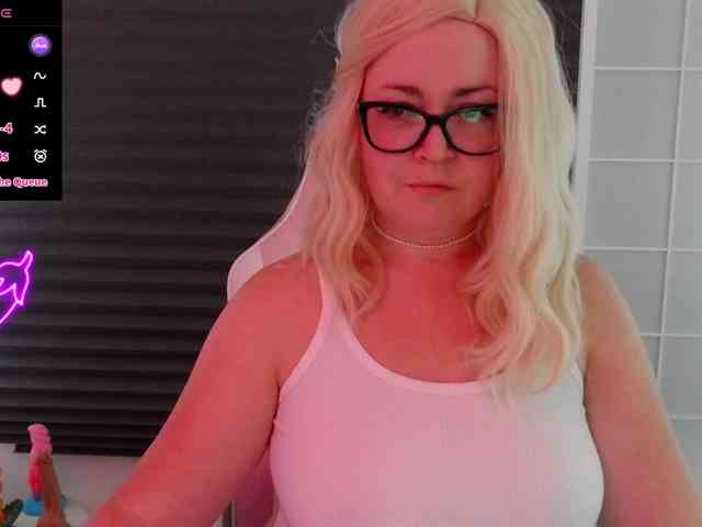 NicoleBunny24 webcam