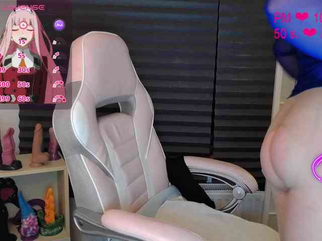 NicoleBunny24 webcam