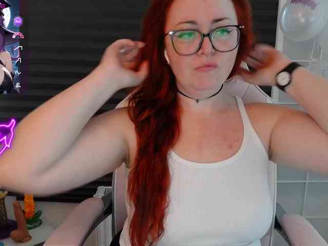 NicoleBunny24 webcam