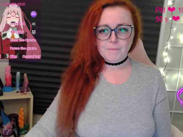NicoleBunny24 webcam