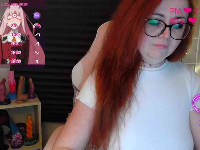 NicoleBunny24 webcam