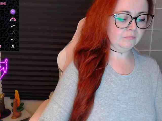 NicoleBunny24 webcam