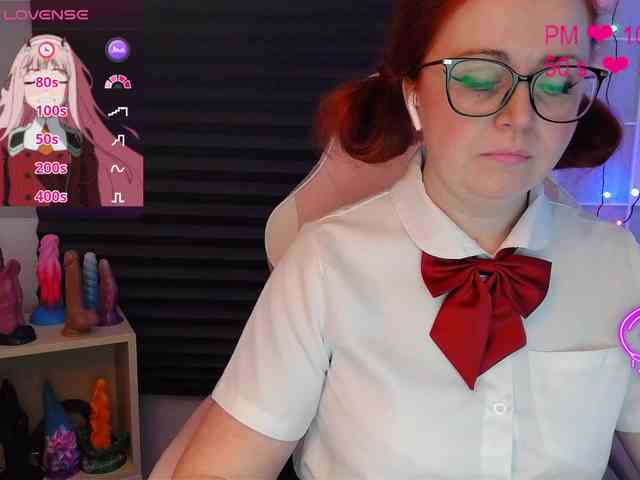 NicoleBunny24 webcam