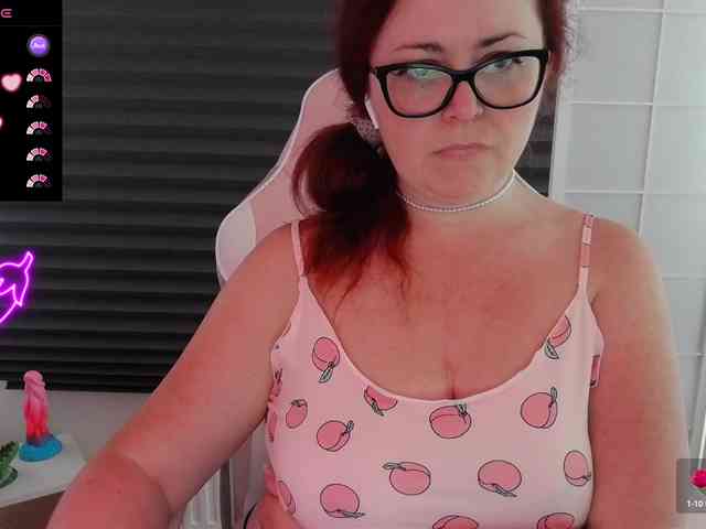 NicoleBunny24 webcam