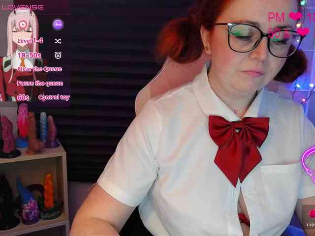 NicoleBunny24 webcam