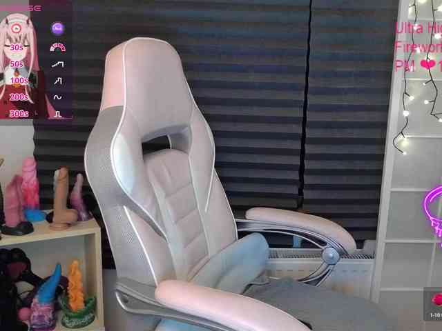 NicoleBunny24 webcam