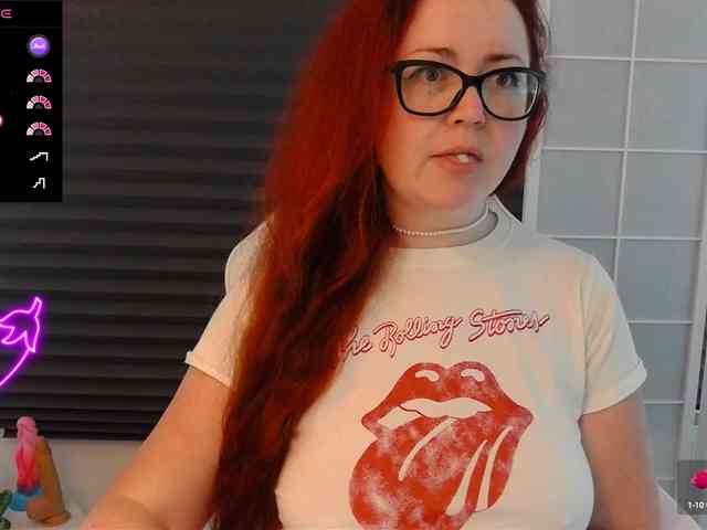 NicoleBunny24 webcam