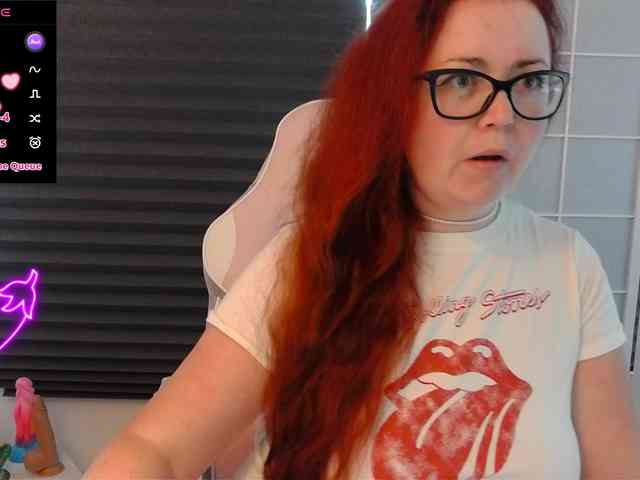 NicoleBunny24 webcam