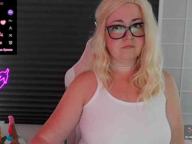 NicoleBunny24 webcam