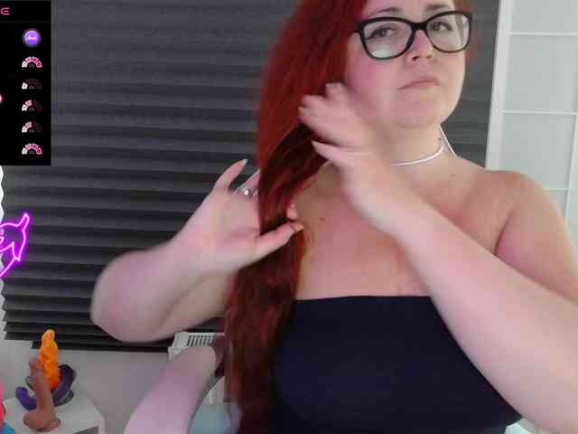 NicoleBunny24 webcam