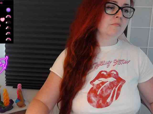 NicoleBunny24 webcam