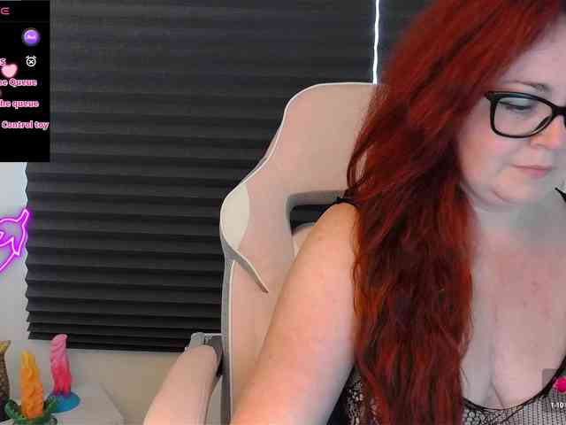 NicoleBunny24 webcam