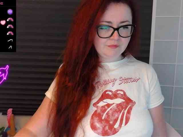 NicoleBunny24 webcam