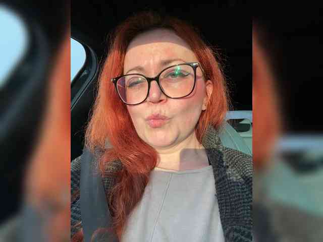 NicoleBunny24 webcam