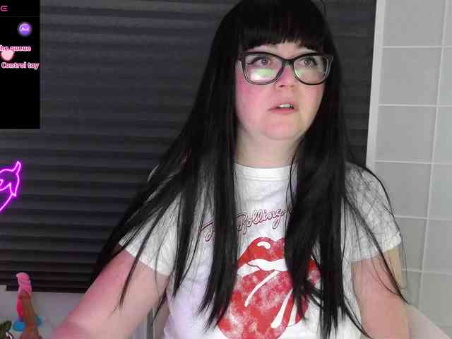 NicoleBunny24 webcam