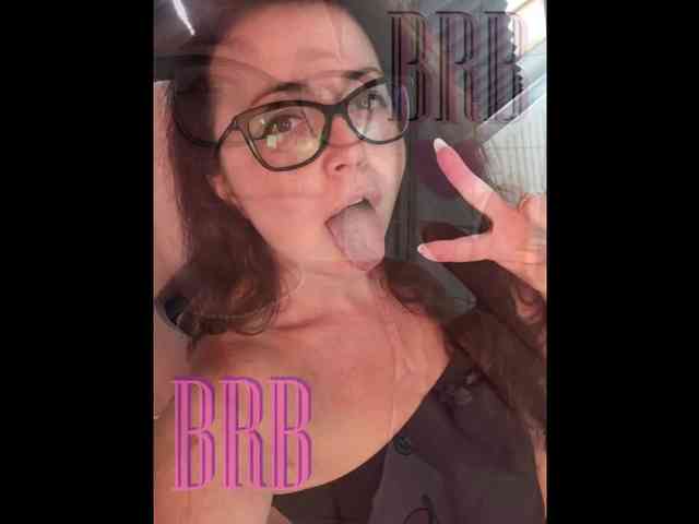 NicoleBunny24 webcam