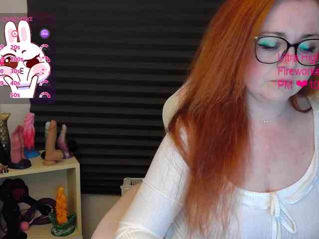 NicoleBunny24 webcam