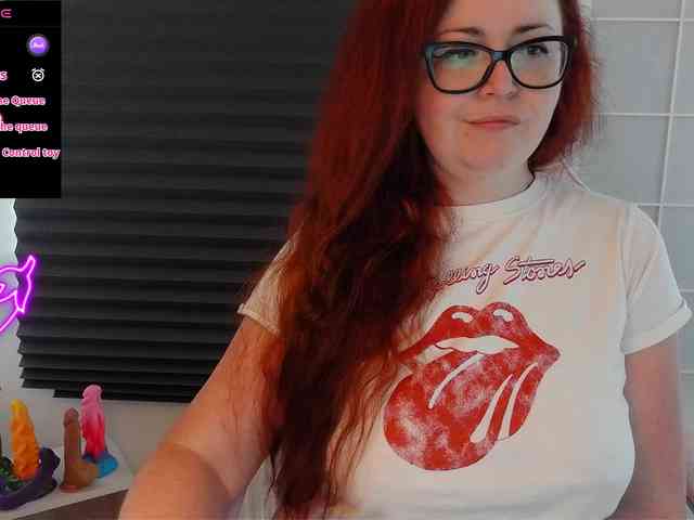 NicoleBunny24 webcam