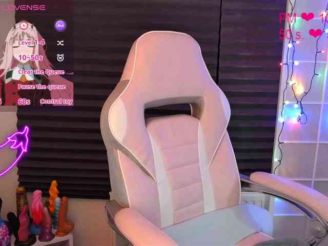 NicoleBunny24 webcam