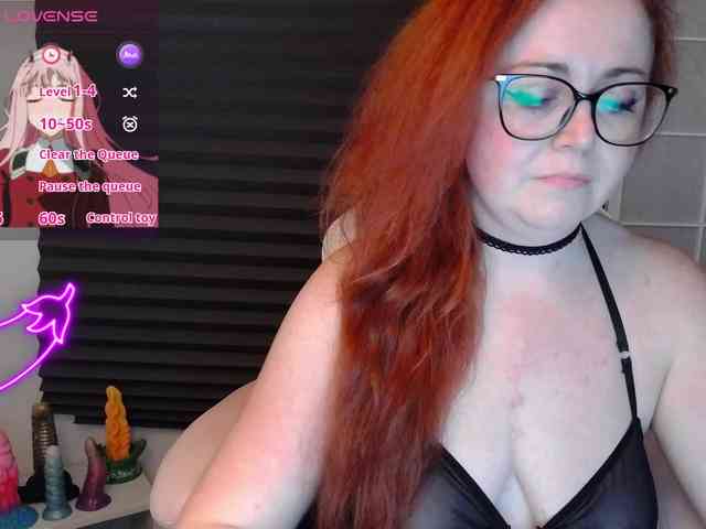 NicoleBunny24 webcam