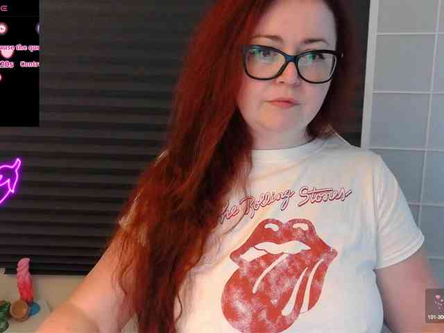 NicoleBunny24 webcam