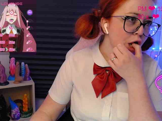 NicoleBunny24 webcam