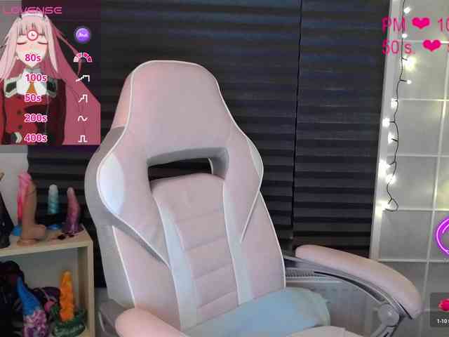 NicoleBunny24 webcam