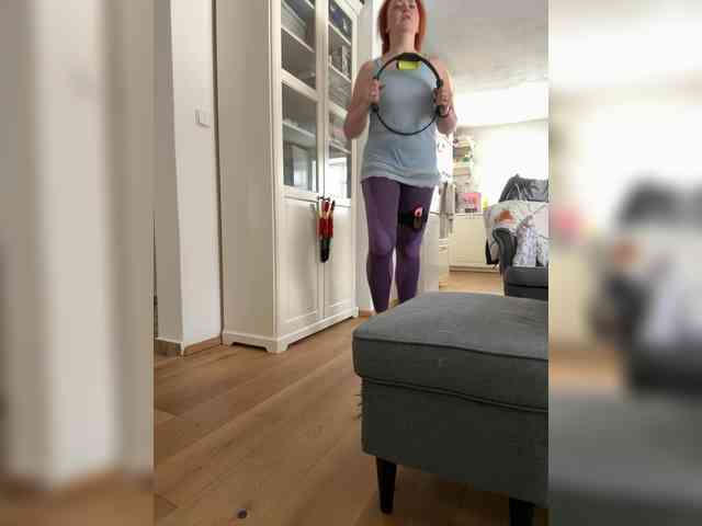 NicoleBunny24 webcam