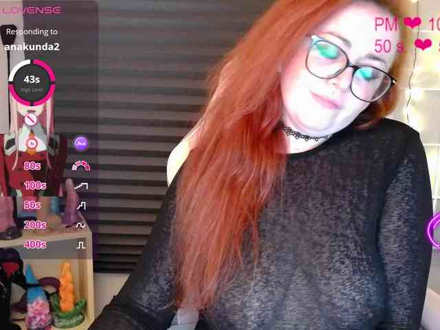 NicoleBunny24 webcam
