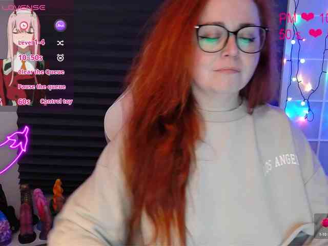 NicoleBunny24 webcam