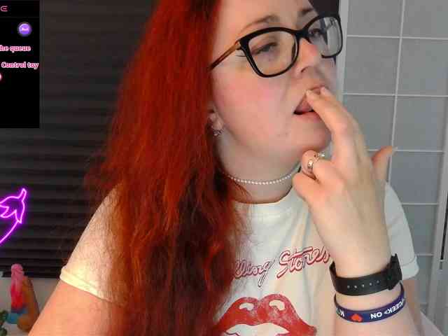 NicoleBunny24 webcam
