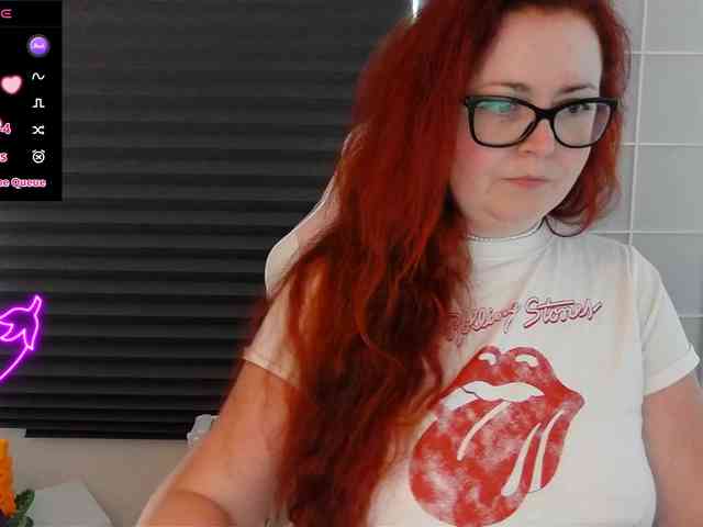 NicoleBunny24 webcam