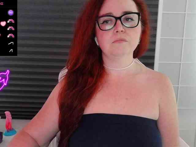 NicoleBunny24 webcam